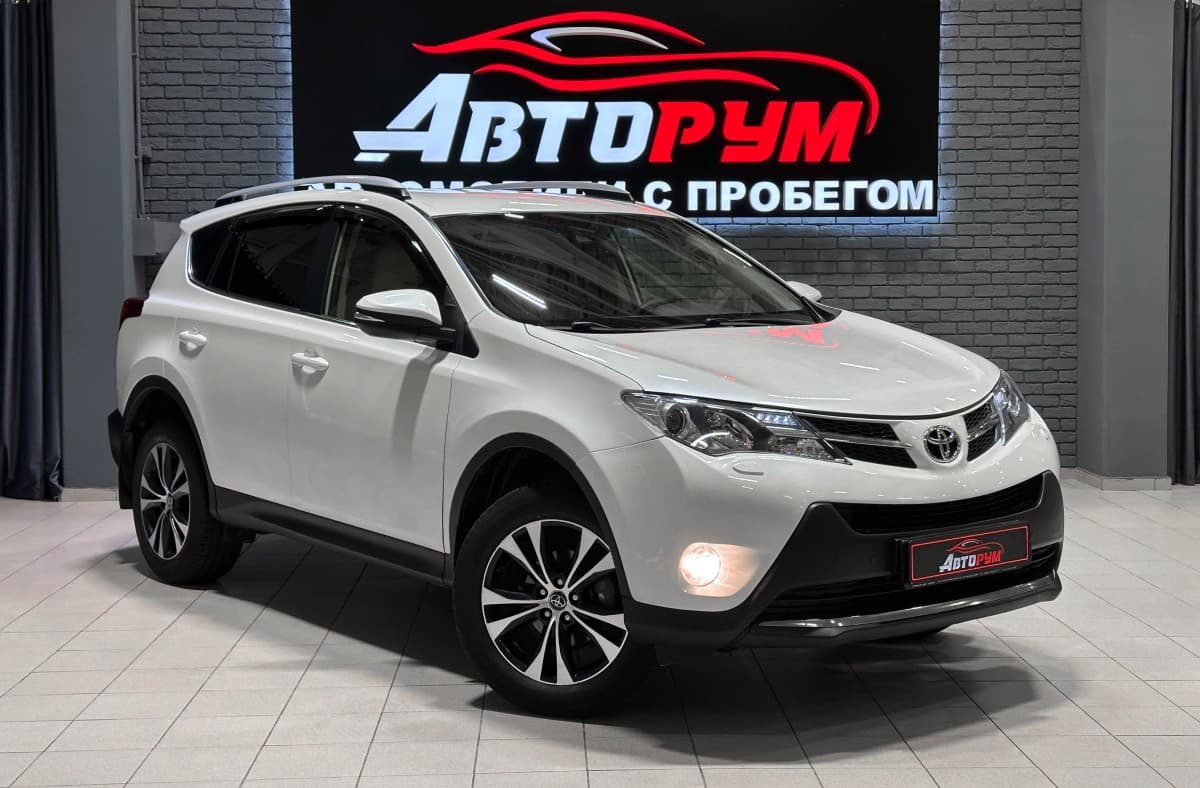 Toyota RAV4 - 1